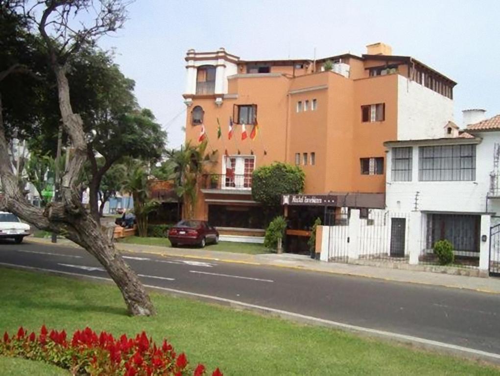 Hostal Torreblanca Hotel Lima Exterior photo